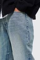 Relaxed Rigid Jean