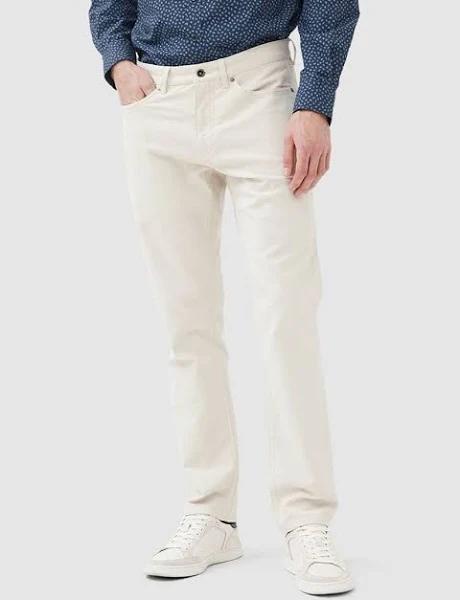 Rodd & Gunn Motion 2 Straight Jean Short Leg in Stone 33