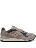 Saucony 5000 Sand Shoes - Size 5 - SAND/WHITE