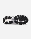 Saucony Beige & Navy ProGrid Omni 9 Sneakers