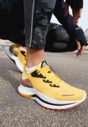 Saucony Endorphin Shift 2 9.5 Women's Gold