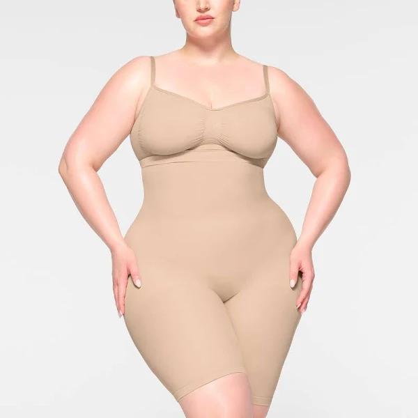 Seamless Sculpt High-Waisted Above The Knee Short | Mica