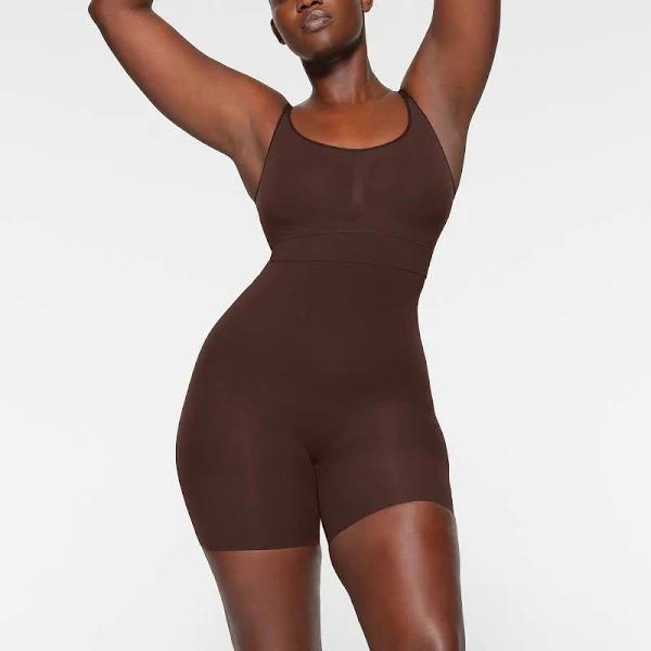 Sheer Sculpt Low Back Short | Espresso