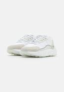 Shoes Sneakers Adidas Originals ZX 22 Boost HQ8677