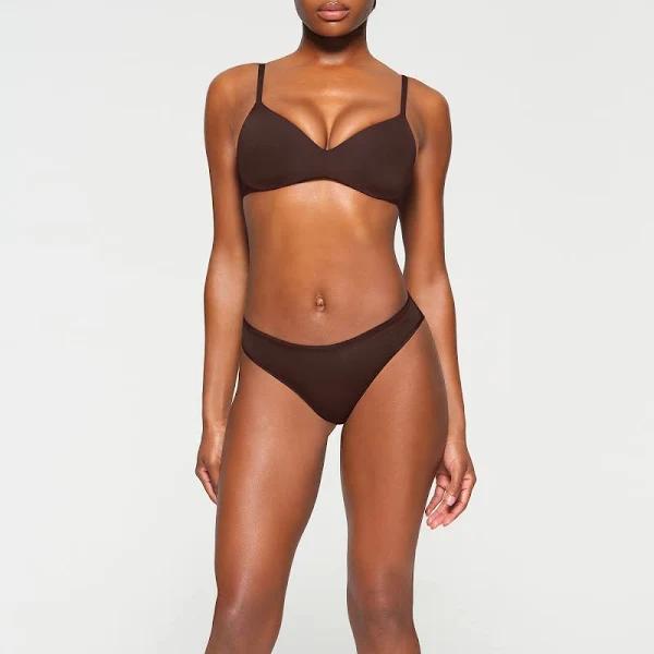 Skims Push-up Plunge Bra | Deep Neutral | Wireless Form | 38DDD