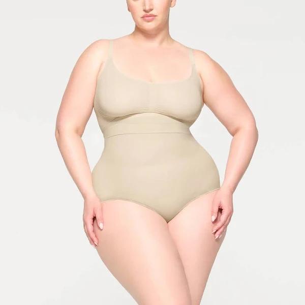 SKIMS Women's High-Waisted Brief | Sand | Light Neutral | Everyday Sculpt | L | Large