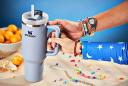 Stanley Quencher H2.0 FlowState Tumbler 40oz (Chambray)
