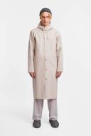 Stutterheim - Raincoat - Stockholm Long Light Sand - Unisex - XXXS