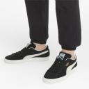 Suede Classic XXI Men's Sneakers in Black/White, Size 4 by Puma