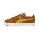 Suede Classic XXI Sneakers in Desert Tan/Tangerine/White, Size 8 by Puma