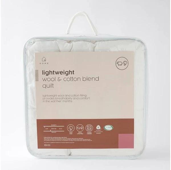 Target Lightweight Wool & Cotton Blend Quilt | White | Double Bed | Cotton/Wool