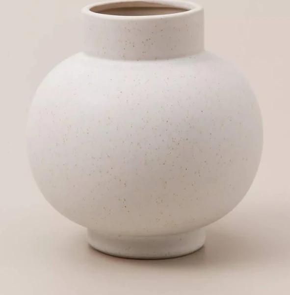 Target Peggy Vase - Neutral - AfterPay & zipPay Available