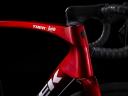 Trek Domane SLR 6 Gen 4 2023 Metallic Red Smoke to Red Carbon Smoke / 50