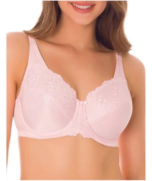 Triumph Embroidered Minimiser Underwire Bra