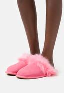 UGG Pink Scuff Sis Slippers - Size 3