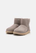 UGG Womens Classic Mini II Boot Campfire Size 8 | AfterPay Available