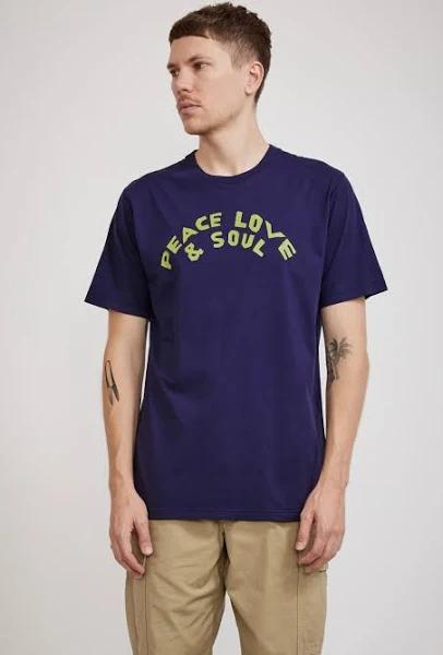 Universal Works - Peace Love and Soul Print Tee - Navy Size: XL, Colo
