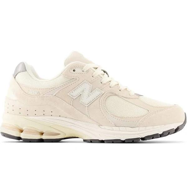 New Balance Taupe 2002R Sneakers