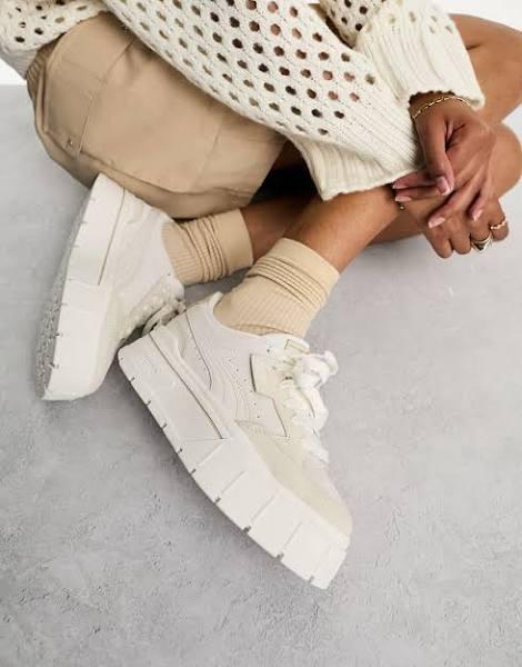 Puma Mayze Stack Sneakers in oatmeal-White