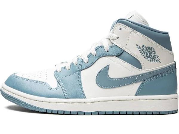 Jordan 1 Mid UNC 2022