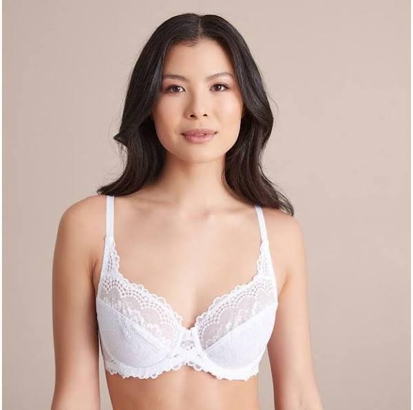 Target Woman Lace Soft Cup Underwire Bra; Style TLBUB090 | White | 12B | Size 12B