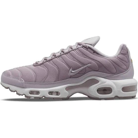 Nike Air Max Plus Women's Shoes - Purple