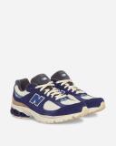 New Balance Navy 2002R Sneakers