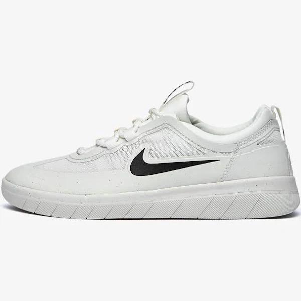 Nike SB Nyjah Free 2 - Summit White / Black