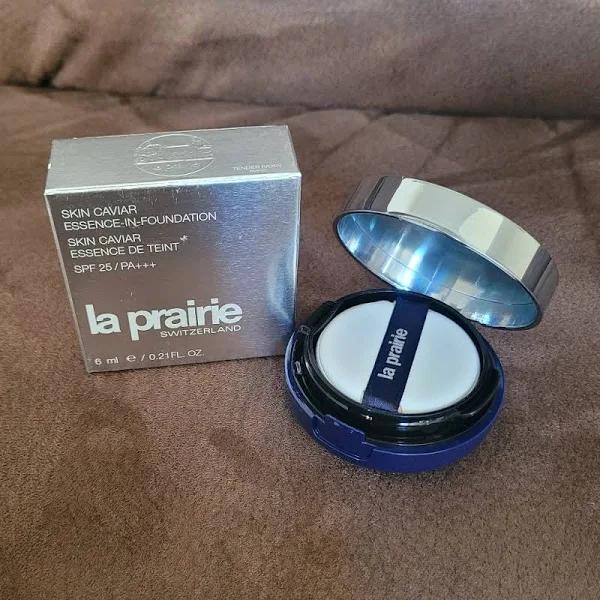 La Prairie Skin Caviar Essence-In-Foundation Tender Ivory