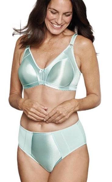 Naturana Moulded Wirefree Soft Cup Minimiser Bra in Light Mint - 16DD - AfterPay & zipPay Available