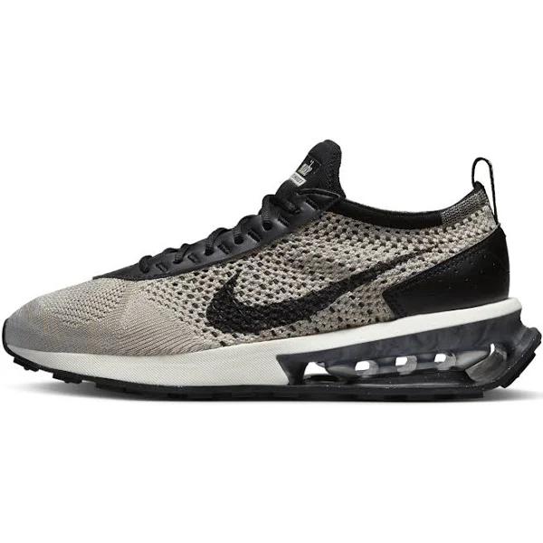 Nike Women's Air Max Flyknit Racer Sesame/black - Size 8