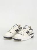 New Balance 550 Sea Salt/ Magnet