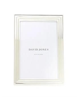 David Jones David Jones Waverley Stepped Metal 4 x 6 Photo Frame in Silver