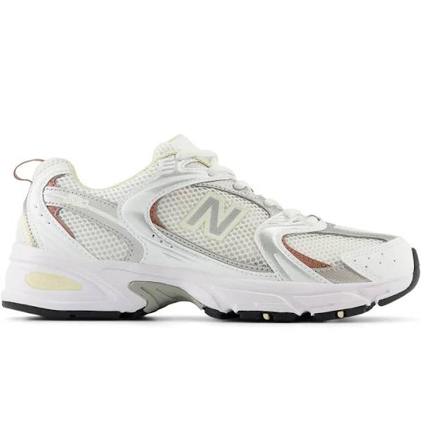 New Balance Sneakers White - US 4