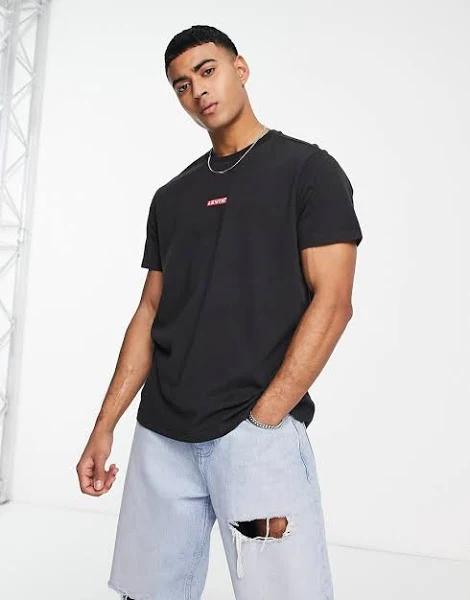 Levi's T-Shirt in Black with Central Small Box Tab Logo