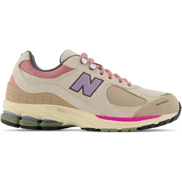 New Balance 2002R Hiking Pack Beige