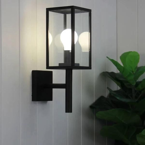 Pandora Wall Bracket Hamptons Style Outdoor Light