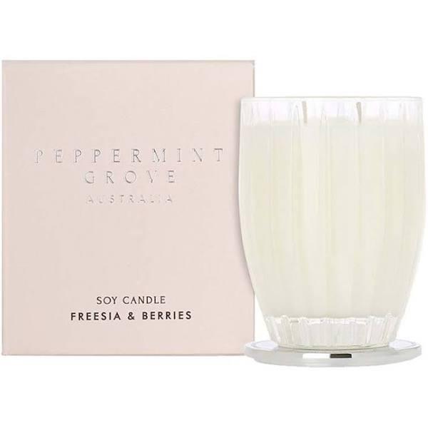 Peppermint Grove-Freesia & Berries Soy Candle 700g