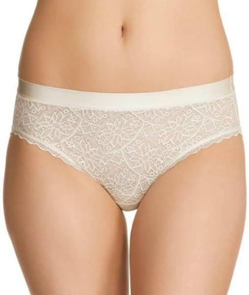 Berlei Barely There Lace Bikini - Ivory / 16