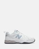 New Balance Womens 624v5 (D), 8.5 / White