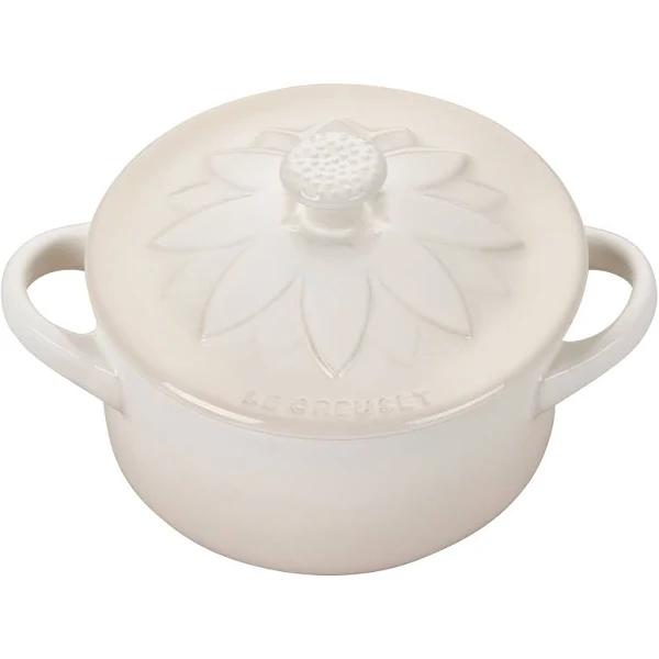 Le Creuset Mini Round Cocotte with Flower Lid - Meringue