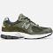 New Balance Men's 2002R - Green (Size 9.5)