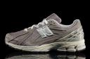 New Balance 1906R Women's Sneaker