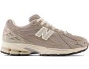 New Balance 1906R size? Exclusive Diamond District Pack Green