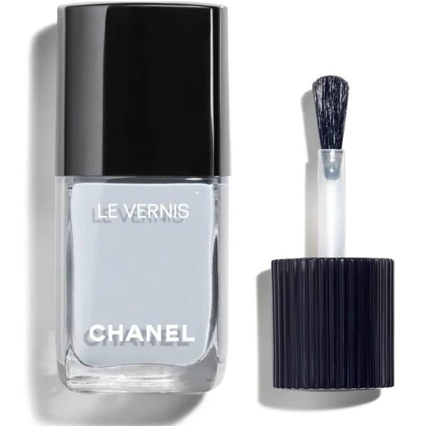 Chanel Nail Colour