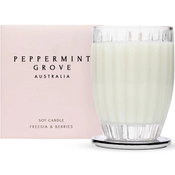 Peppermint Grove - Freesia Berries 200 G Candle