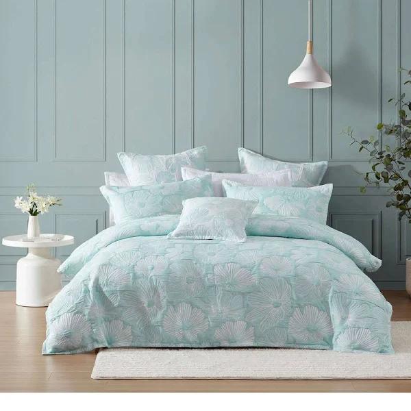 Logan and Mason Platinum Poppi Quilt Cover Set Aqua