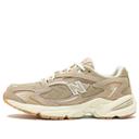 New Balance 725 Beige