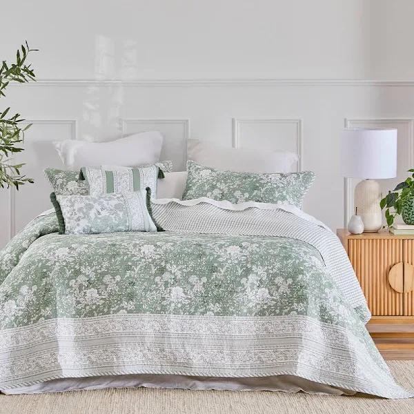 Habitat Bettina Floral 5 Piece Coverlet Pack Green King Bed Coverlet Pack