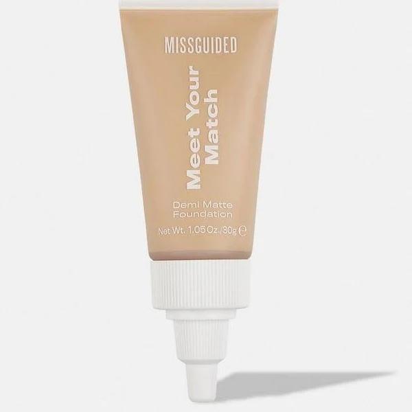 Missguided Meet Your Match Demi Matte Foundation 8